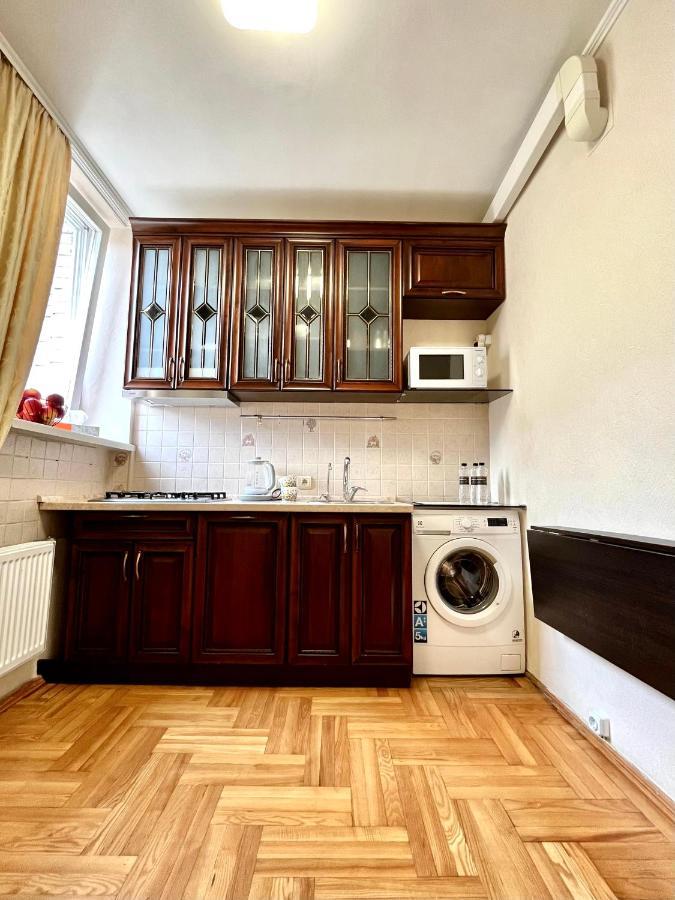 Апартаменты В Самом Центре Столицы. Kiev Bagian luar foto
